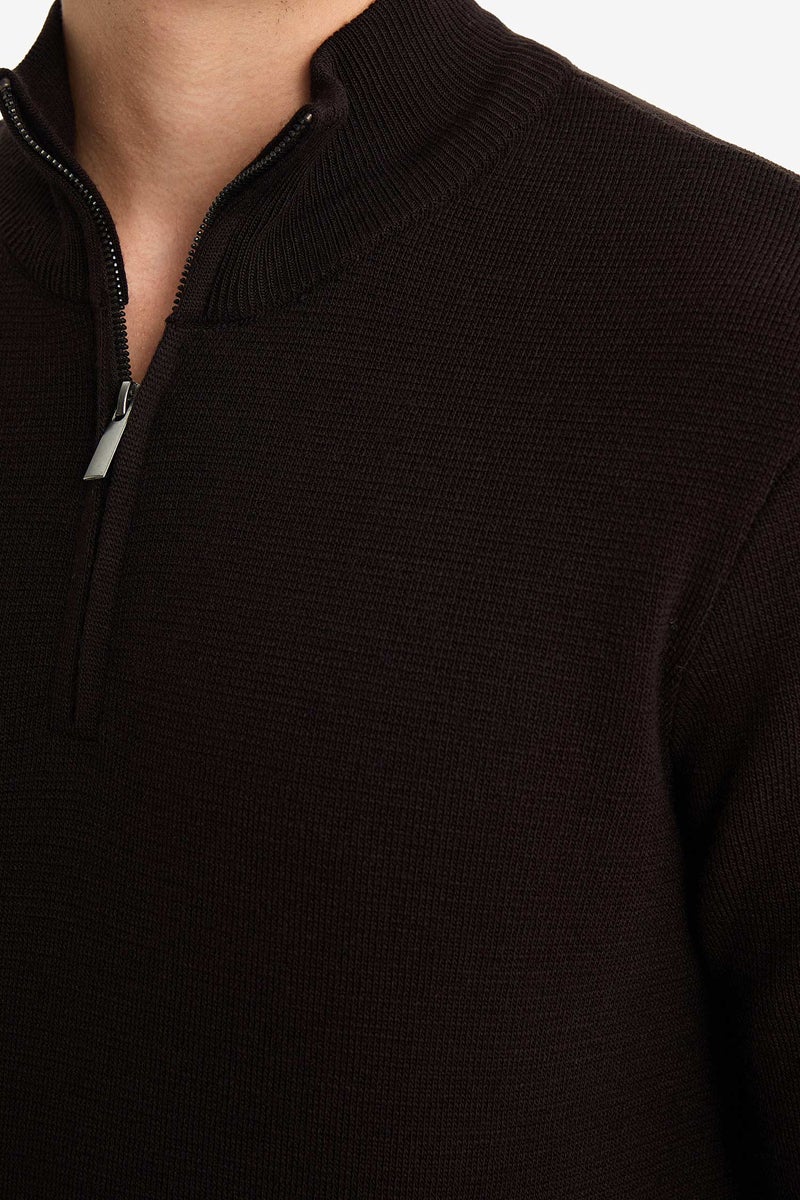 DeFacto Brown Man Standard Fit Half Zippered Basic Knit Pullover Casual - Image 5